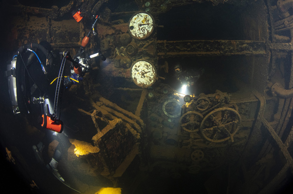 Truk/Chuuk Lagoon - Micronesia shots by Simon Mitchel